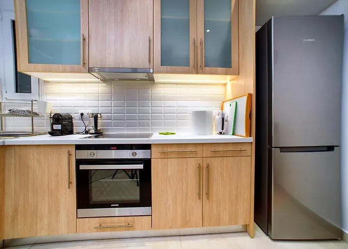 Acropolis Area Family Friendly 2Bdr Apartment